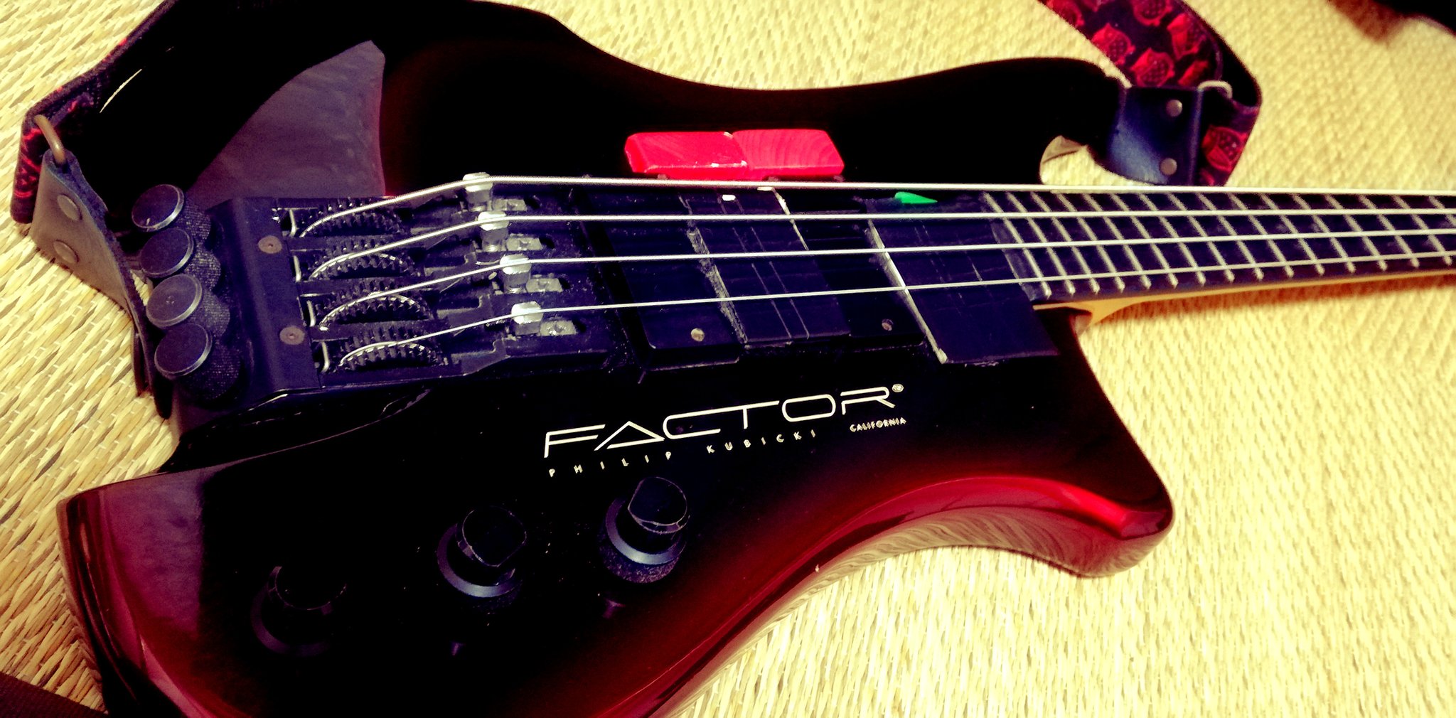 ゆう様専用BLASTER ベース(FACTOR, Philip Kubicki)