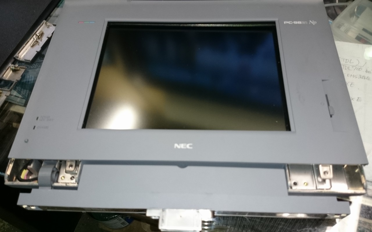 PC-9821NP/340W 6時間でﾓﾆﾀｰﾌﾞﾛｰ（汗） 極上品？だったのに 