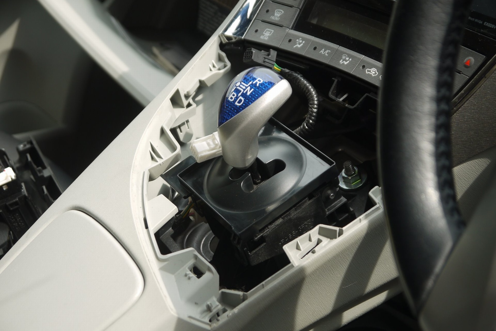 トヨタ プリウスｐｈｖ Dla Zvw35 シフトレバー取付 回生ブレーキの使用方法 ｘｙｚの実験室