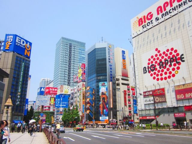家電量販店の株主優待優等生はヤマダ電機とビックカメラ おっさんの節約 小遣い稼ぎの術 家電量販店の株主優待優等生はヤマダ電機とビックカメラ おっさんの節約 小遣い稼ぎの術