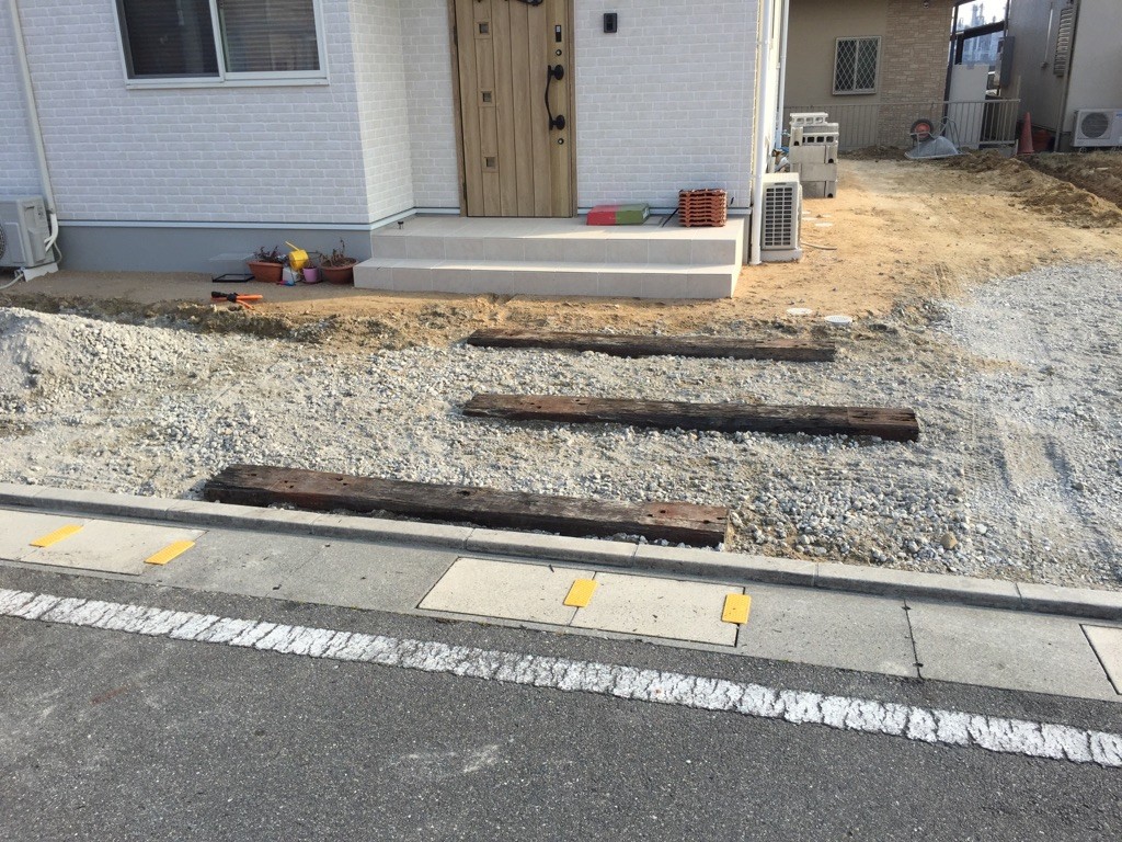 外構 １００万円 ８０万円 安い というキーワードを考えますと ガーデナー石川 ヒルトップ広島の小さなガーデン屋さんブログ
