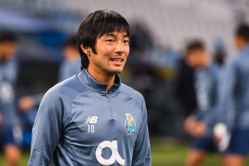 サッカー 中島翔哉が迷走中 再び中東へ Uae強豪アル アイン移籍が決定 塩谷司と同僚に スポーツフォン サッカー 中島翔哉が迷走中 再び中東へ Uae強豪アル アイン移籍が決定 塩谷司と同僚に スポーツフォン