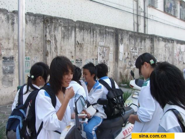 凄まじい中国のケンカ 女子中学生編 戦前を知らないか 中国百姓的新聞