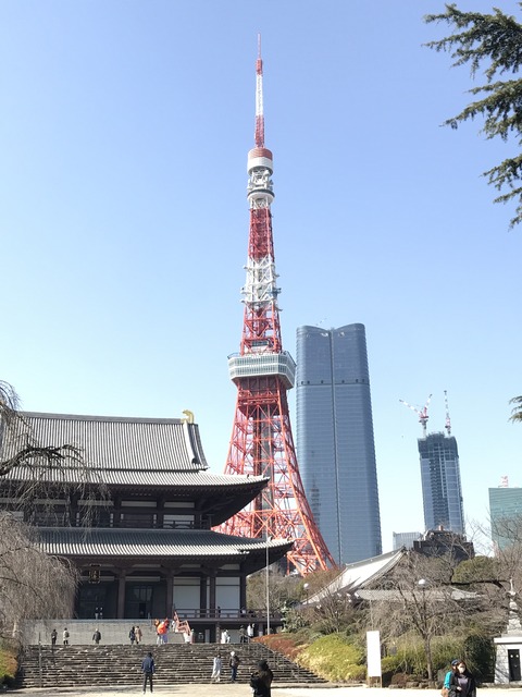 FEBB7B23-08FF-4FB4-979E-4E60771FC331