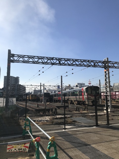 5952DAFA-0461-47FF-80E8-24AB38B88FBE