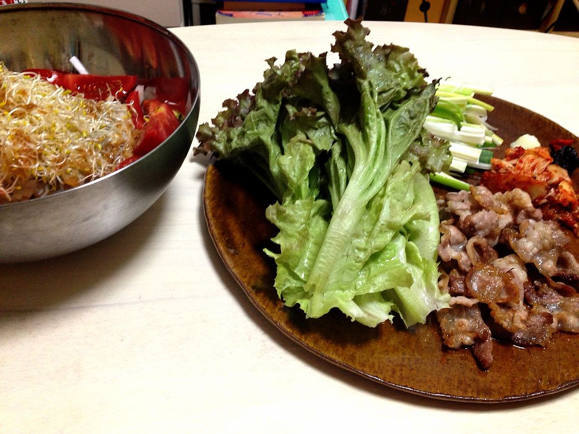 なんちゃってサムギョプサルと韓国風サラダ ゆるクッキングログ なんちゃってサムギョプサルと韓国風サラダ ゆるクッキングログ