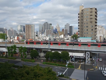 11京急線が走り抜ける_R