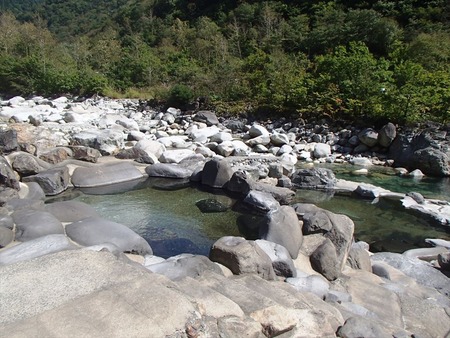 86中段下段の湯