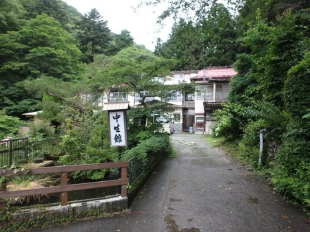 02中生館
