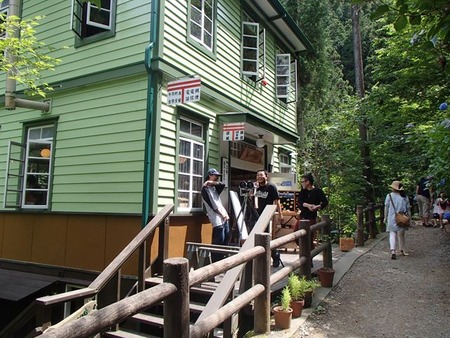 02売店