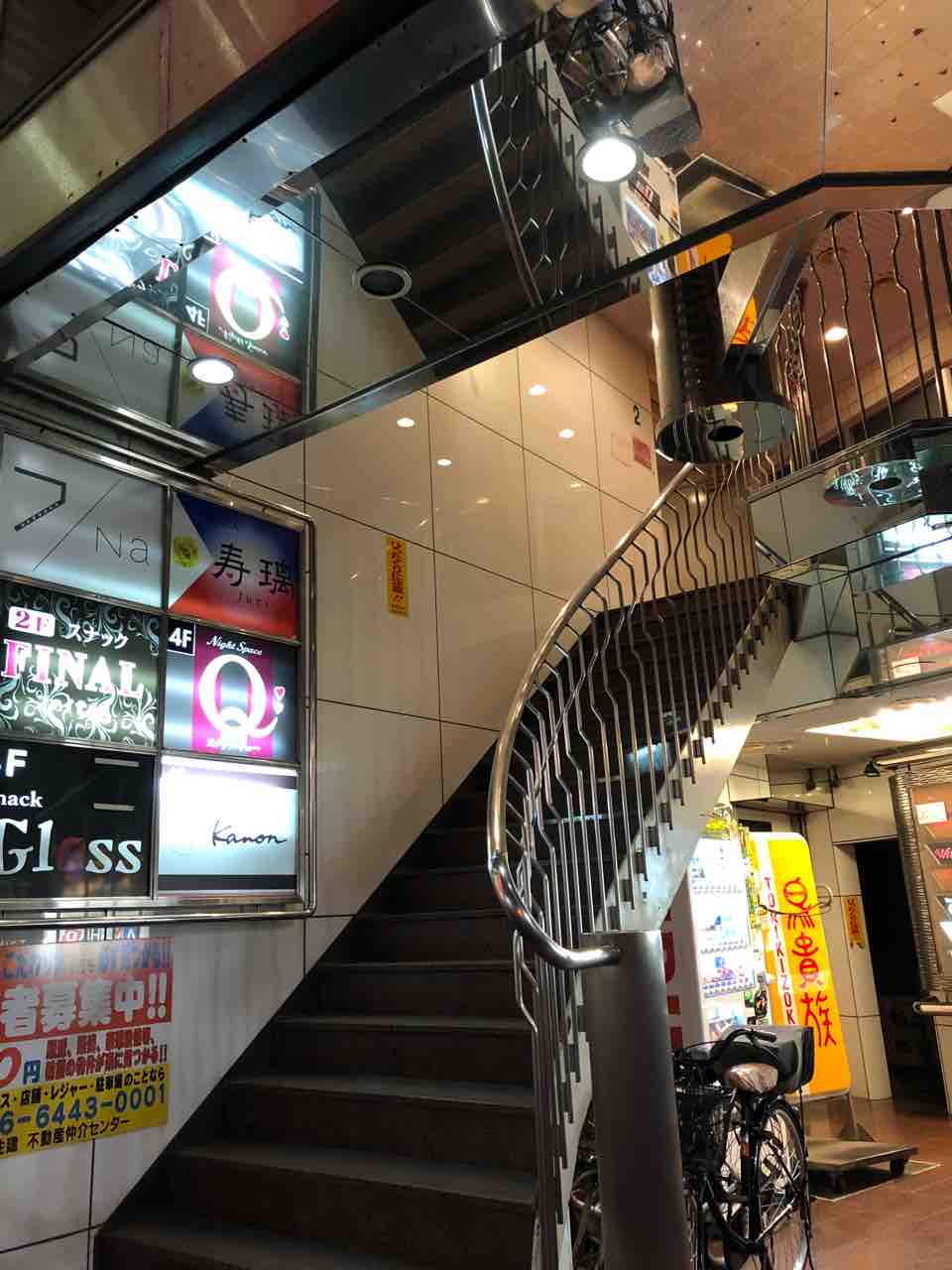 週２で通いたい店 利き酒bar 花音 Yの日本酒