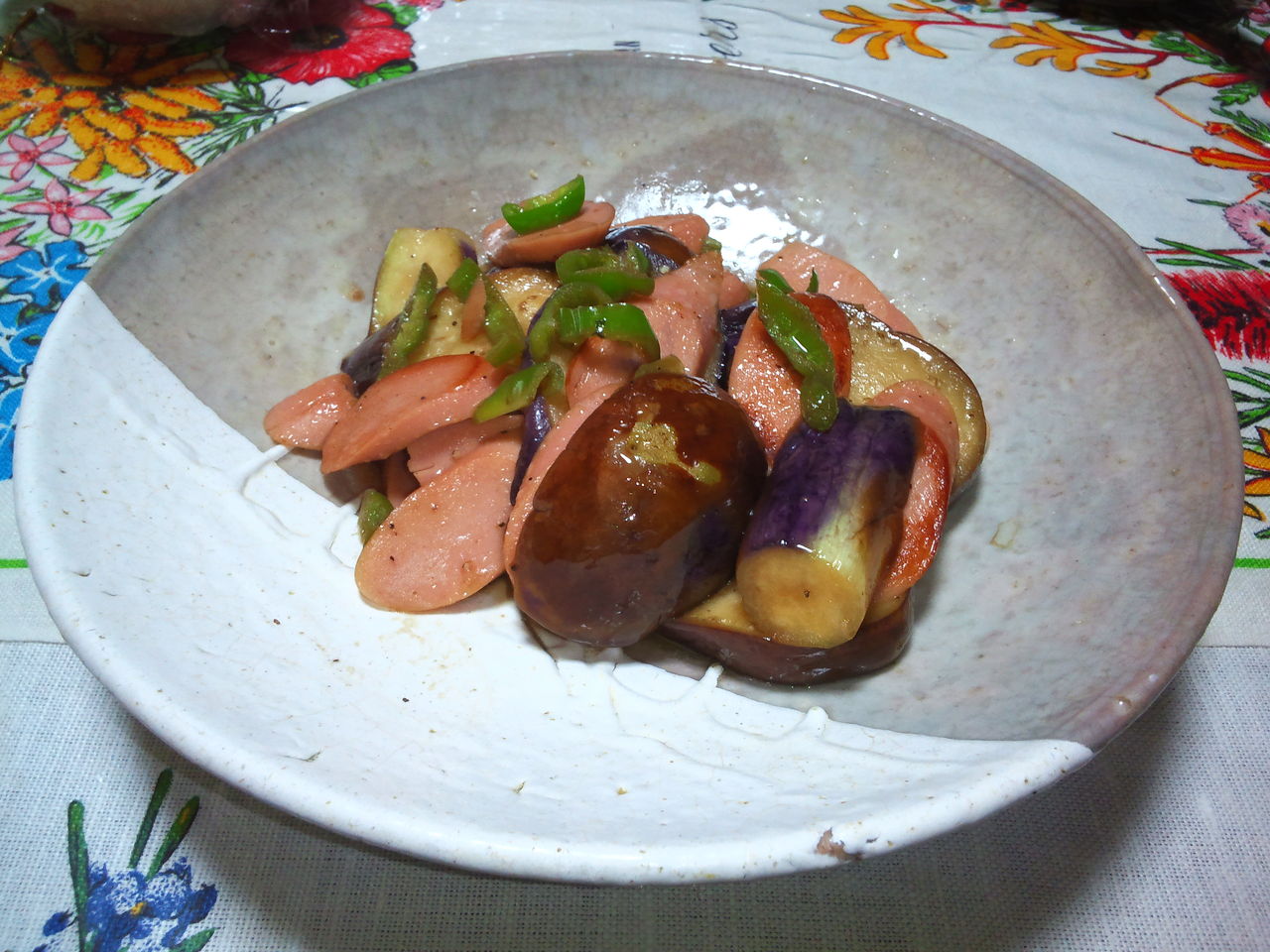 なすとピーマンと魚肉ソーセージの酢醤油あえ Yypapaのひとりごと 旧 なすとピーマンと魚肉ソーセージの酢醤油あえ Yypapaのひとりごと 旧