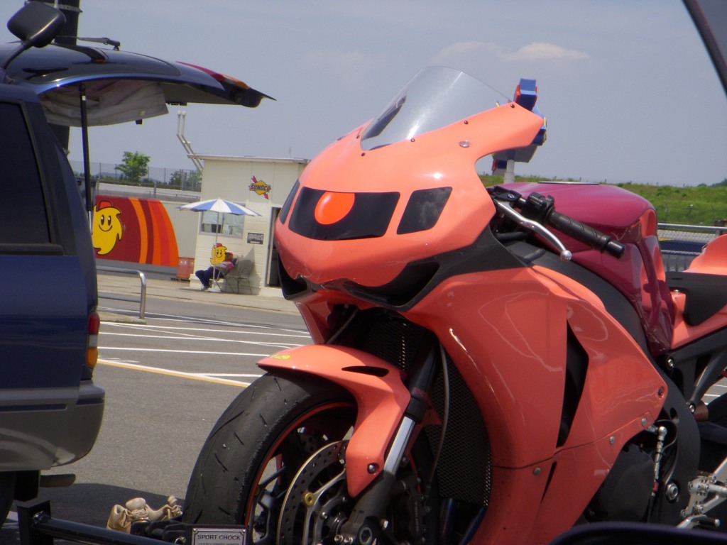 シャア専用ザク茂木で発見 ペインター443のバイクブログ