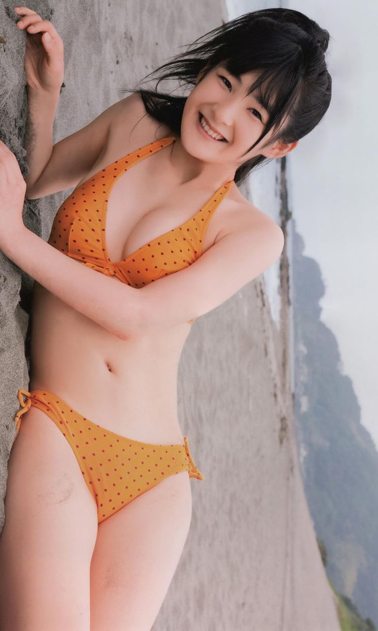 嗣永桃子　水着 