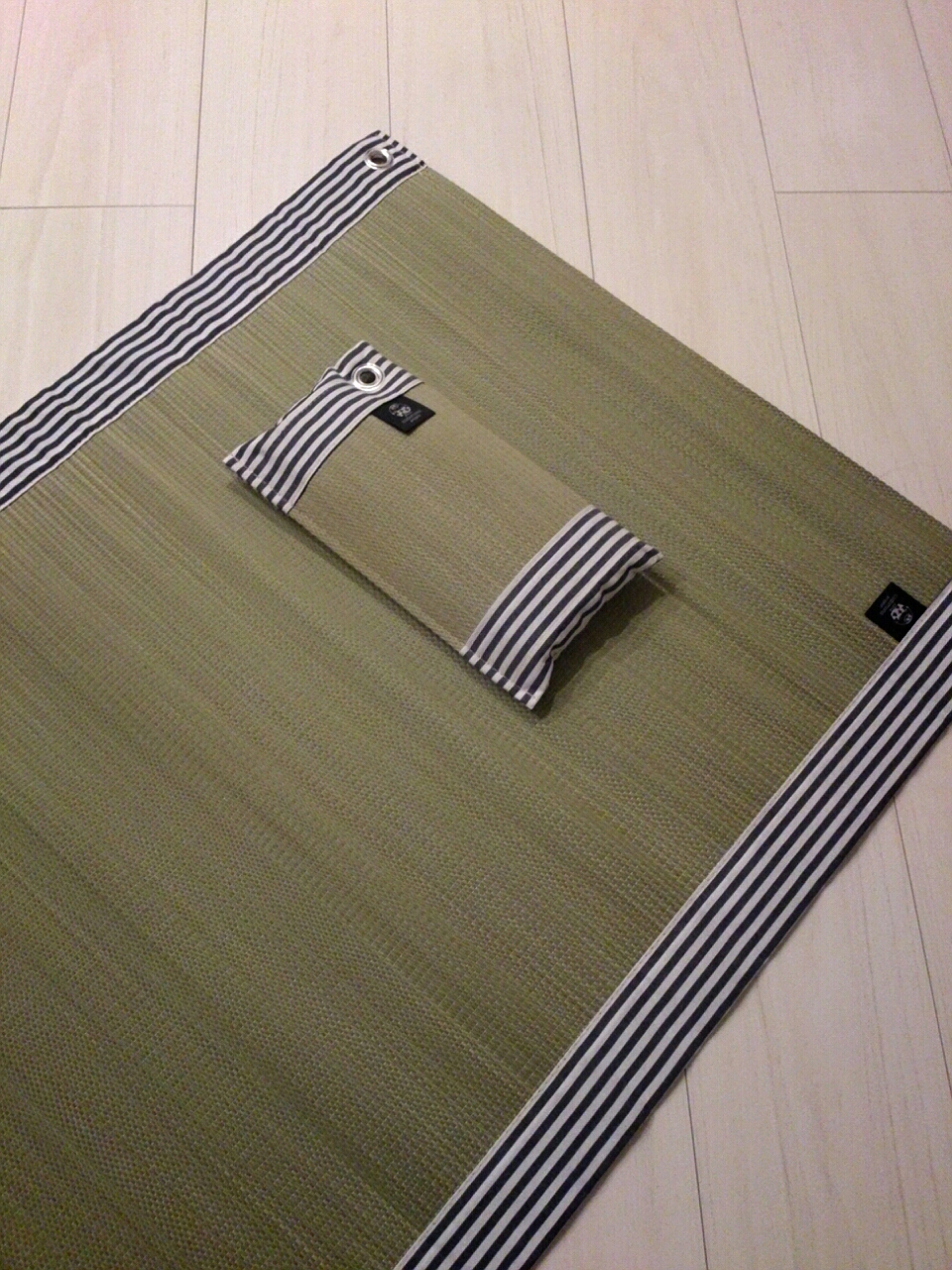 おしゃれござ ステキな モト無職 ﾟ ﾟ ﾀﾞｿﾞ