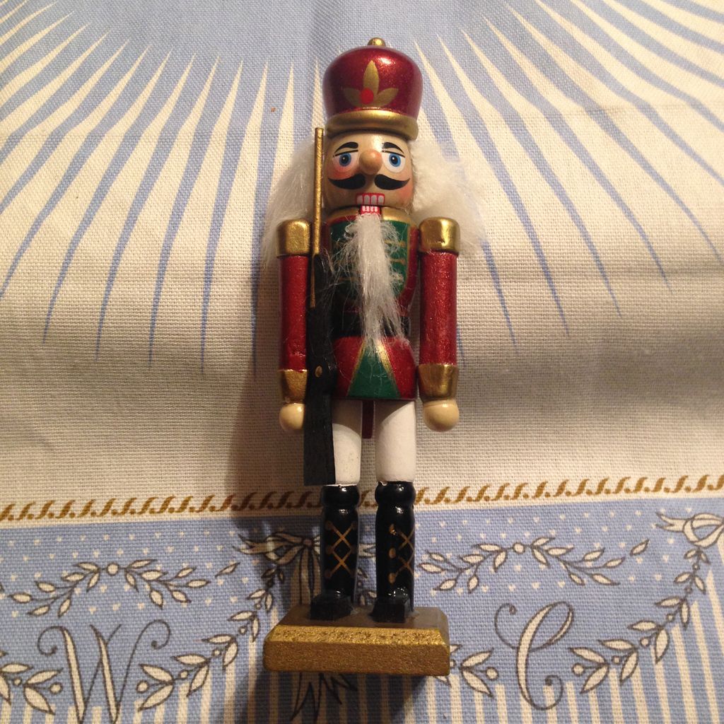ドイツの伝統的なクリスマス｜ケーテ・ウォルファルト