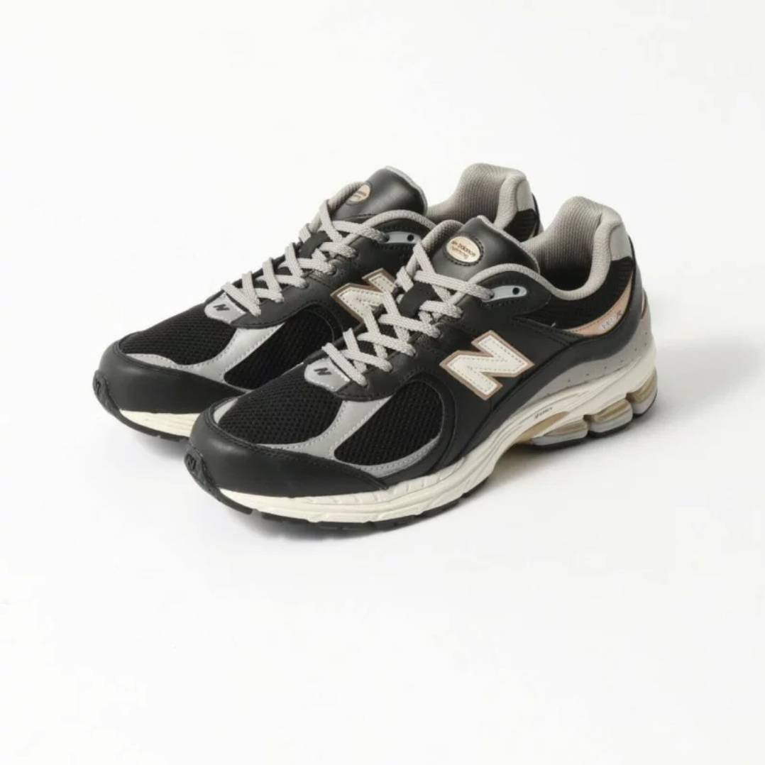 New Balance M1906DC ニューバランス1906 2002 New Balance 2002r vs 1906r - Which Sneaker Is Right For You