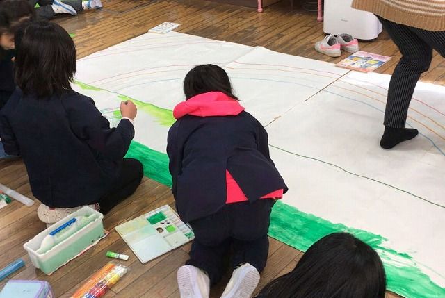 劇の衣装と背景を作りました ザッキンチョ