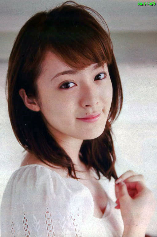 貫地谷しほり 俳優 女優 日本