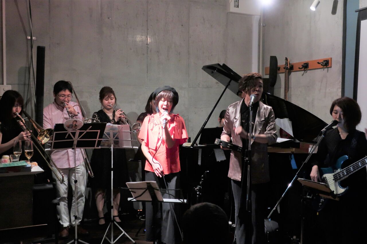 歌謡女子live 21 04 29 南青山おむすびjazz 紙テープ芸人の部屋 歌謡女子live 21 04 29 南青山おむすびjazz 紙テープ芸人の部屋