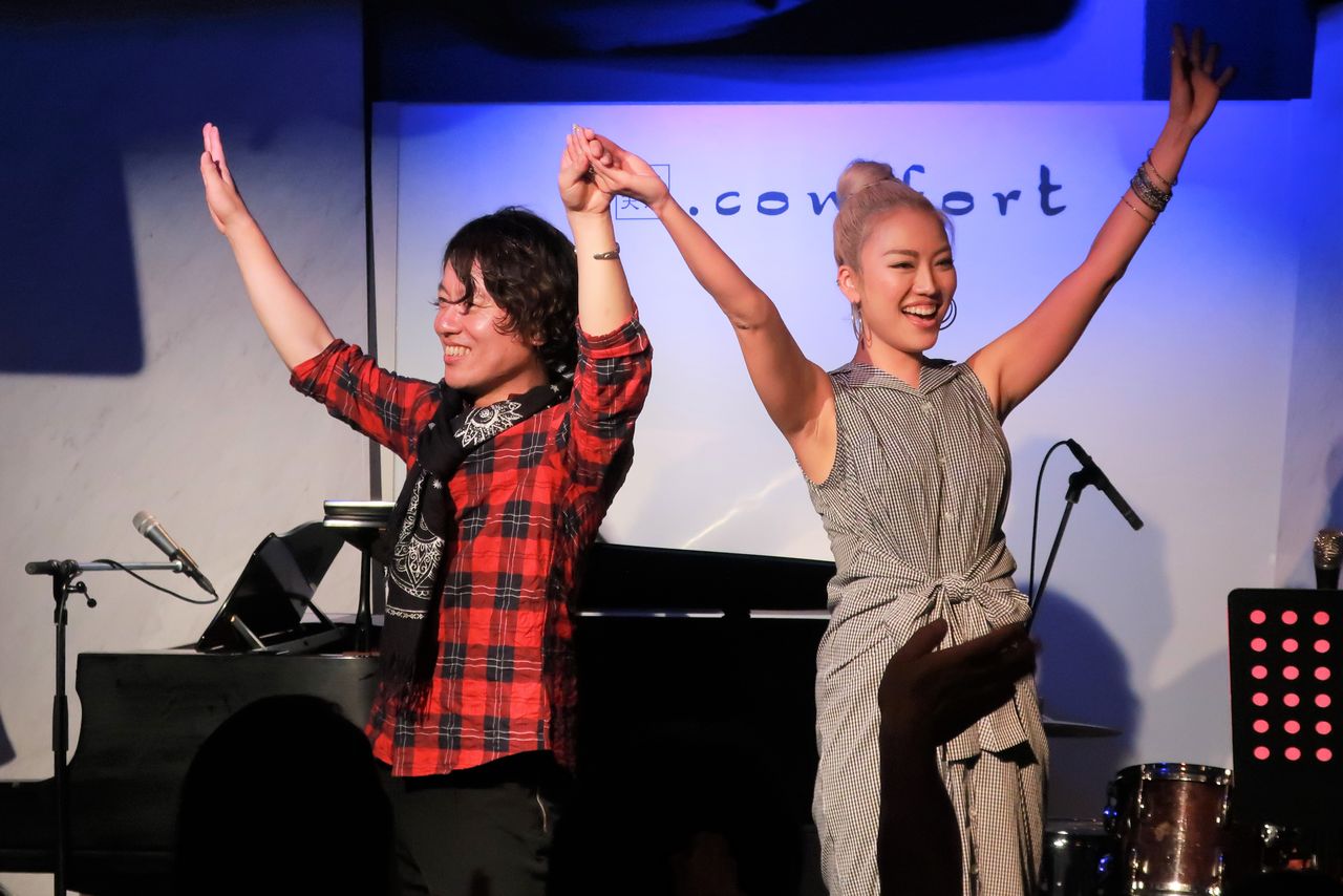 浅野ヨンエ 長田雄大ツーマンライブ 19 07 28 四谷天窓 Comfort ざっくの 週末はライブだ