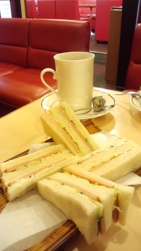 7157ae68.jpg