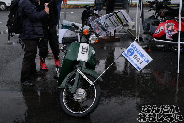 『痛車天国2017 in お台場』写真50枚！雨にも寒さにも耐えた痛単車・痛チャリをレポート　「デレマス」高垣楓スポーツバイクに、痛ライン引きも登場4125