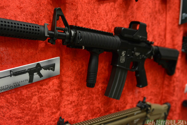 『ワンフェス2014冬』アニメの拳銃や剣も!「LayLax」カスタムガンと「ガットバスター&コンクリート」模倣刀_0870