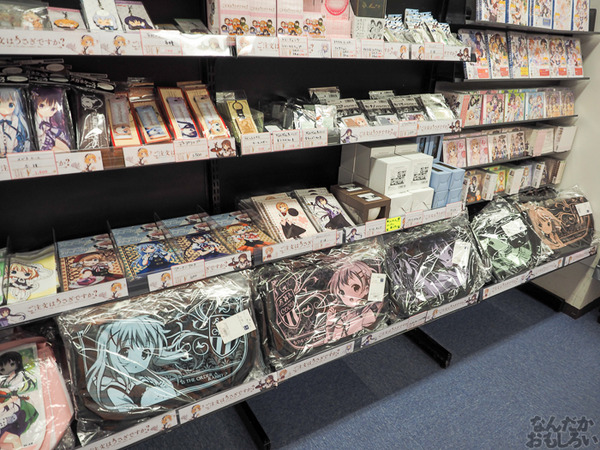 『ご注文はうさぎですか??』アニメイト秋葉原全体がごちうさづくし!ハロウィン衣装のキャラクターたちがお出迎え0239