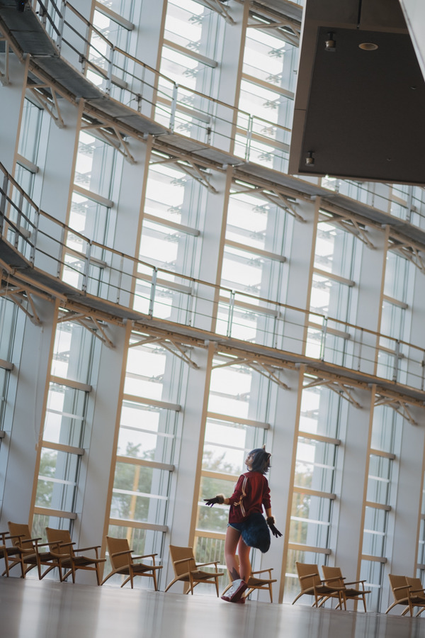 国立新美術館でコスプレ009