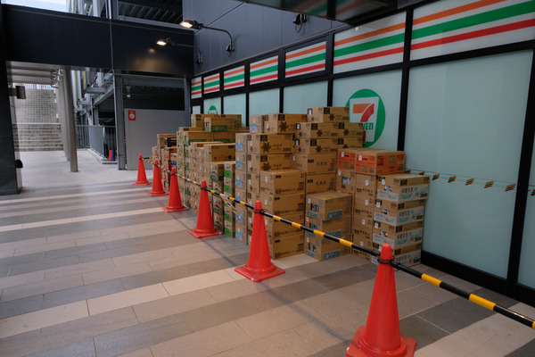 コミケ97会場周辺レポート112