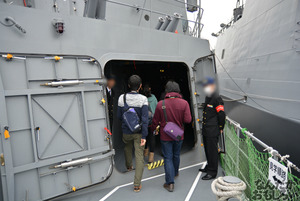 『第2回護衛艦カレーナンバー1グランプリ』護衛艦「こんごう」、護衛艦「あしがら」一般公開に参加してきた（110枚以上）_0711
