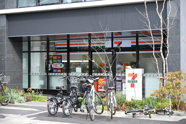 コミケ95の3日前会場周辺の様子レポ097