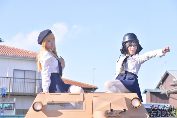 ガルパン痛車や実物大戦車模型をバッグにレイヤーさんを撮影!『第18回大洗あんこう祭』コスプレフォトレポート_9973