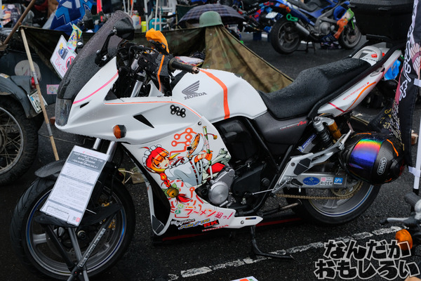 『痛車天国2017 in お台場』写真50枚！雨にも寒さにも耐えた痛単車・痛チャリをレポート　「デレマス」高垣楓スポーツバイクに、痛ライン引きも登場4117