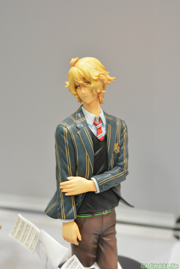 『ワンフェス2014冬』進撃の巨人、鬼灯の冷徹、ベルセルクなど男キャラのフィギュアフォトレポート_0387