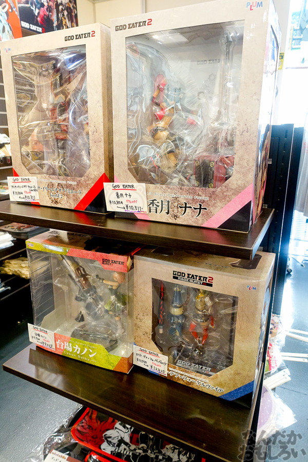等身大オウガテイルや武器、貴重なアニメ資料も！『GOD EATER』展が秋葉原で開催中！早速その様子をフォトレポート_03466