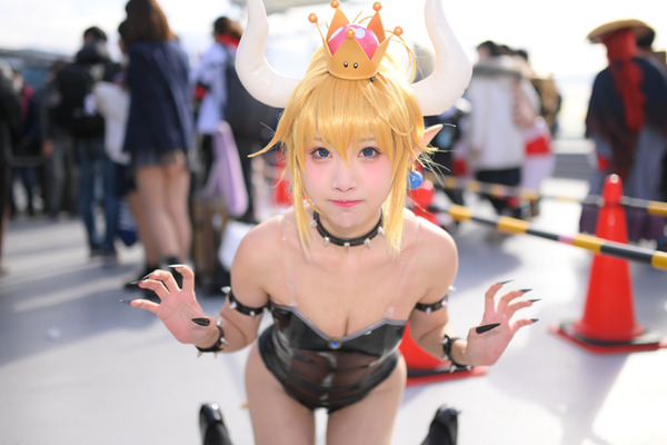コミケ95の3日目のコスプレ055