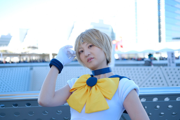 コミケ95の2日目のコスプレレポート002