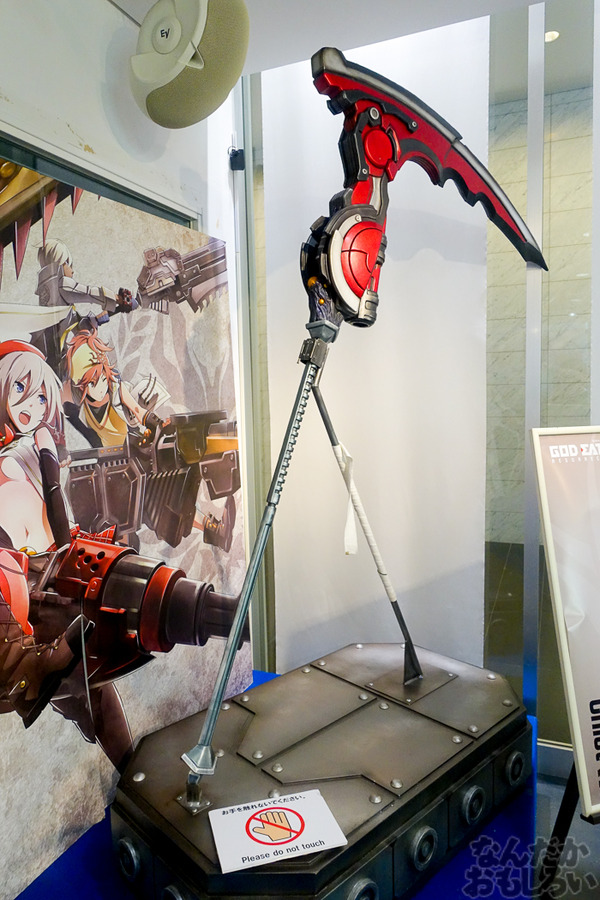 等身大オウガテイルや武器、貴重なアニメ資料も！『GOD EATER』展が秋葉原で開催中！早速その様子をフォトレポート_03460