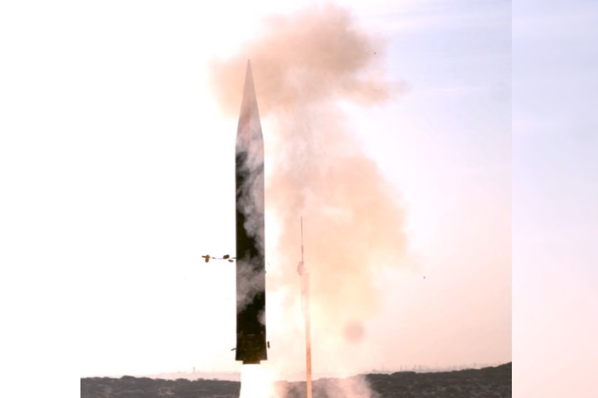 イスラエル、実戦初の宇宙空間で弾道ミサイル迎撃成功