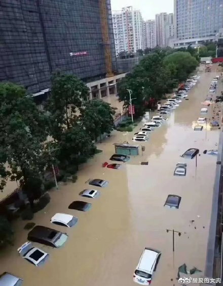 広州市豪雨_9