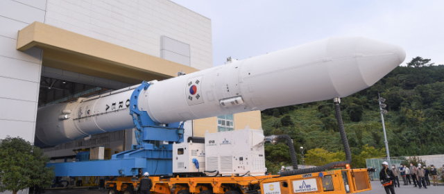 韓国のロケット、打ち上げ失敗は第3段の酸化剤漏れ