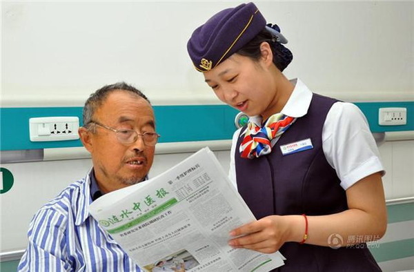 キャビンアテンダント・ナース_4