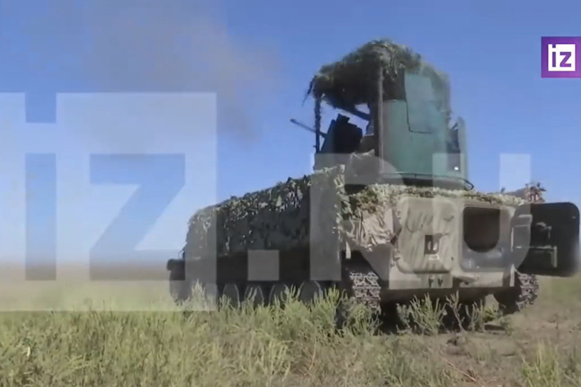 MT-LB兵員輸送車に2M-3