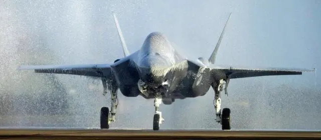 F-35A_消化泡_1