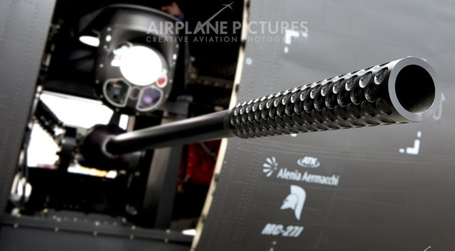 MC-27J_3