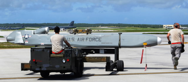 AGM-86_1