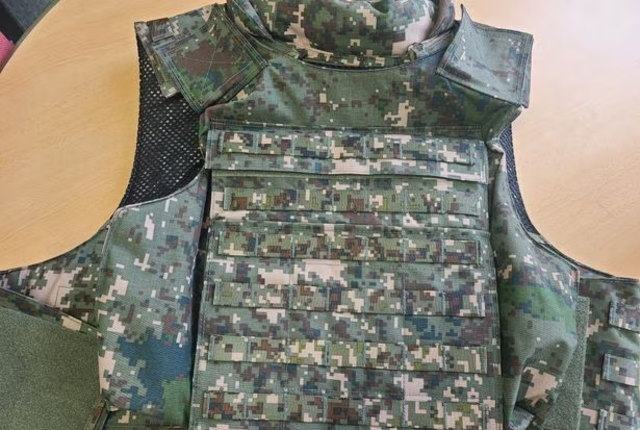 韓国軍の防弾服、納品されたのは貫通する服だった