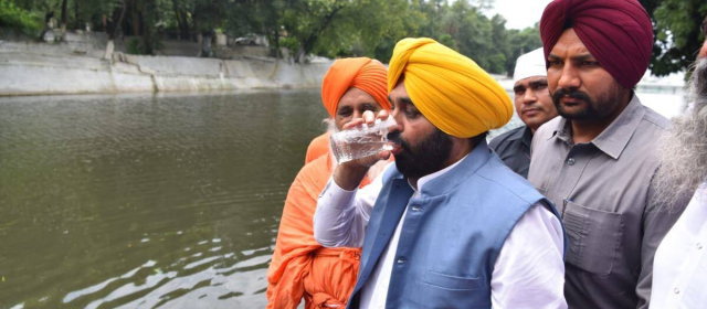 インドの政治家「川の水を飲んでみた」→ﾌﾞﾍｯ (病院送り)